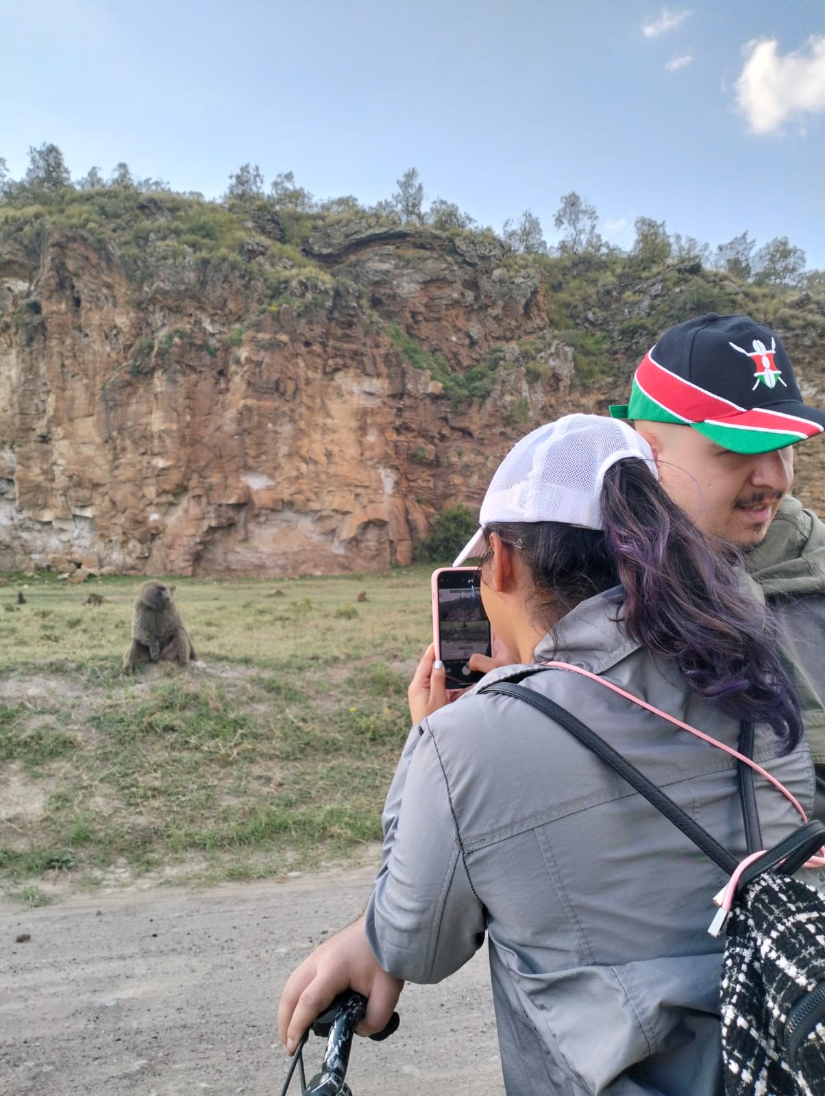 🚴‍♀️ Bike Riding Adventure in Hell’s Gate National Park – A Unique Safari Experience in Kenya